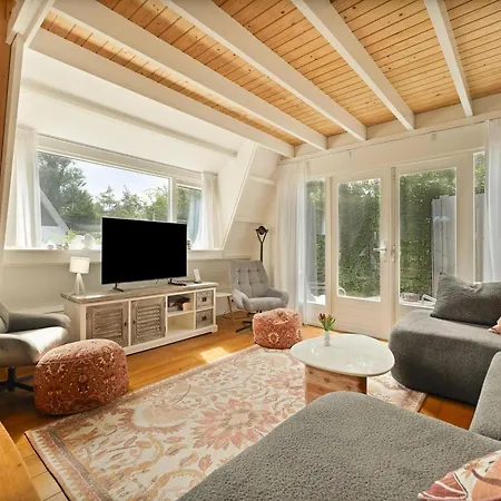 Seaside Getaway In * Groote Keeten